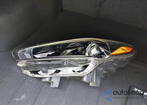 2018 Hyundai Sonata Sport 2.0T z USA, uszkodzony, nr VIN 5NPE34AB1JH616542